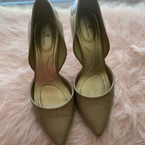 Bandolino Tan Heels